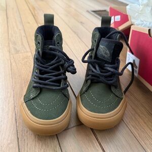 Vans Sk8-Hi in Dark Green